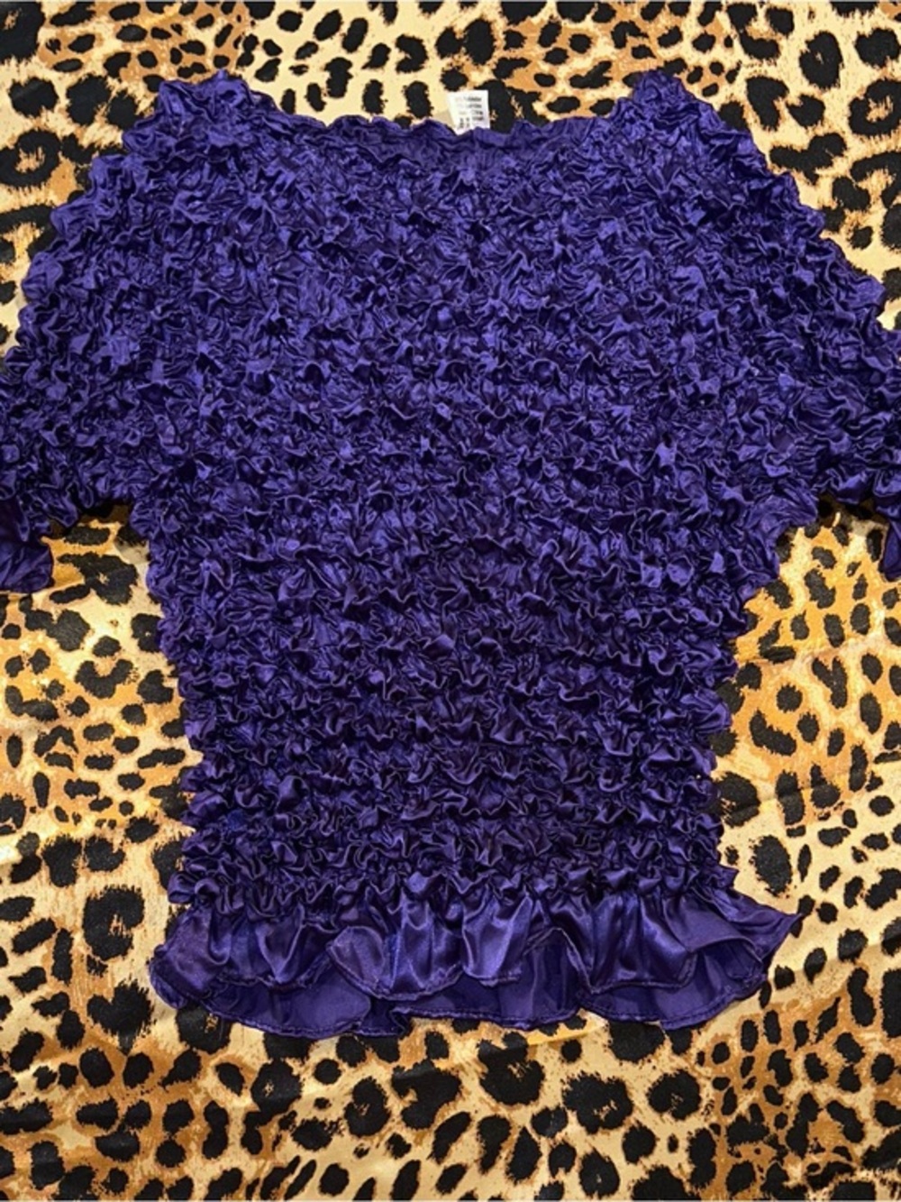 Vintage FC Popcorn Crinkle Magic Bubble Purple Top with Ruffle Trim